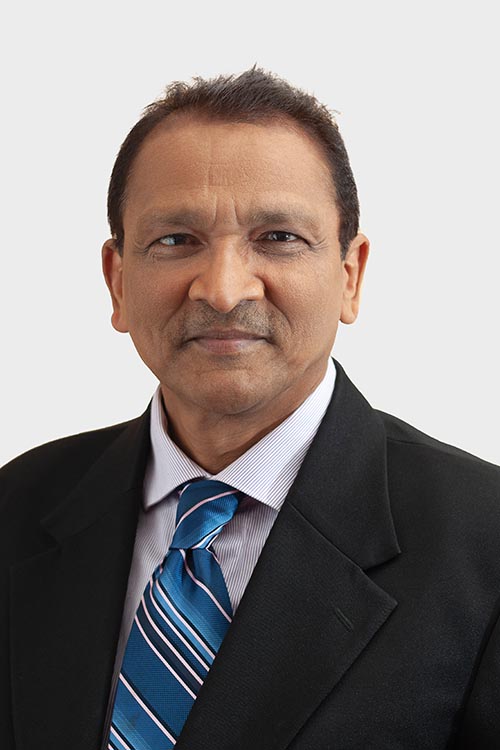 Dr Kumar Mahabir